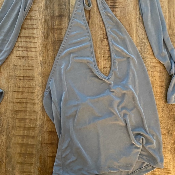 Derek heart 2 pc shrug bolero sleeves set with halter tank top silver metallic - Picture 7 of 7